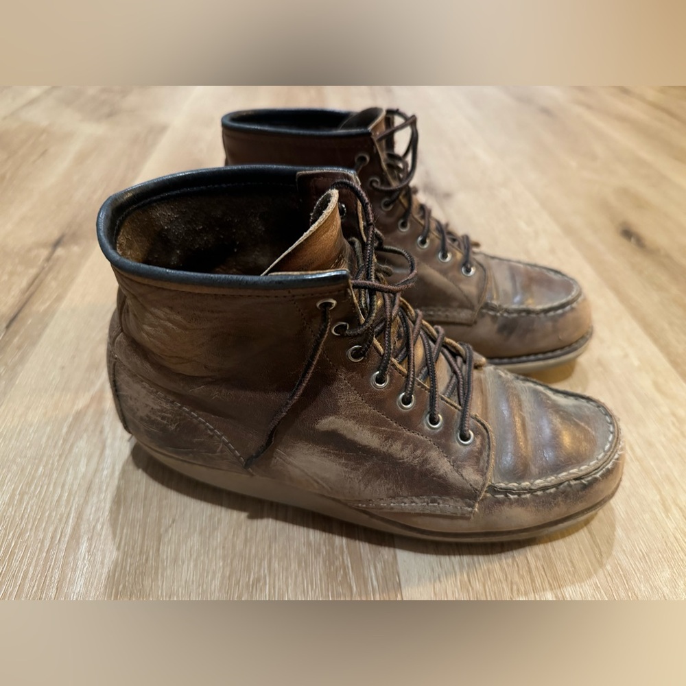 Red Wing Women’s 6-Inch Classic Moc Boots in Mahogany